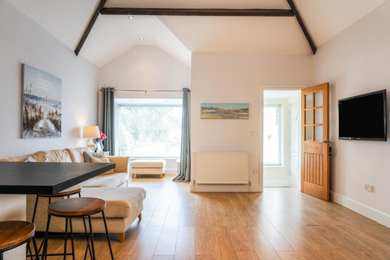 The Beach House - Fully Refurbed March 2024 Oystermouth Exteriör bild