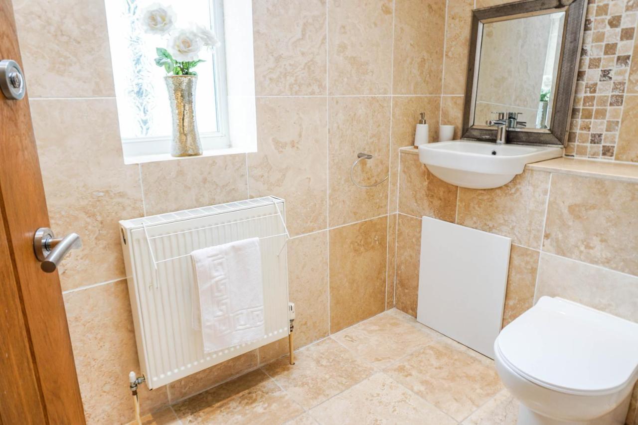 The Beach House - Fully Refurbed March 2024 Oystermouth Exteriör bild